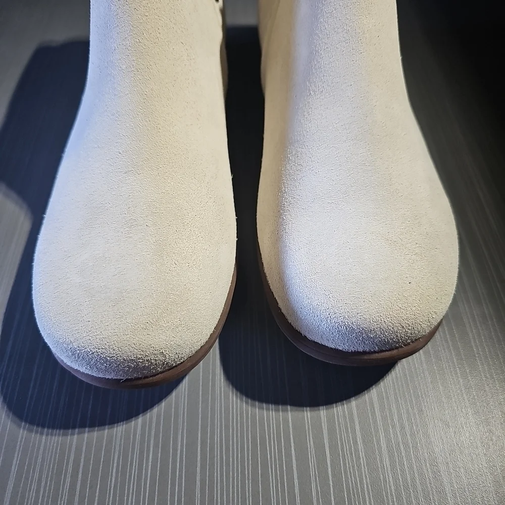 Spenco Manor Revitalign‎ Orthotic Cream Suede Ankle Boot Women's 12B New In Box